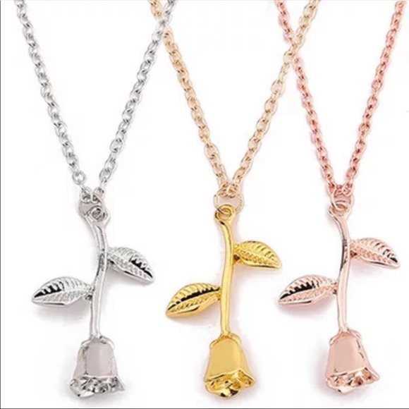 NEW 18K Gold Plated  Romantic Flower Necklace - Picture 8 of 9